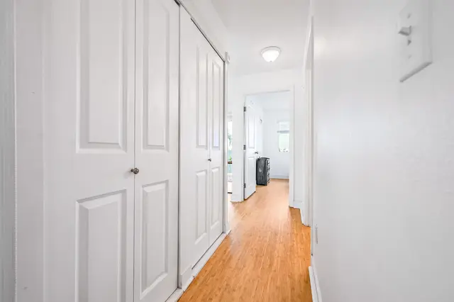 Listing Image for 17 Jillian Ln 521 17 of 33