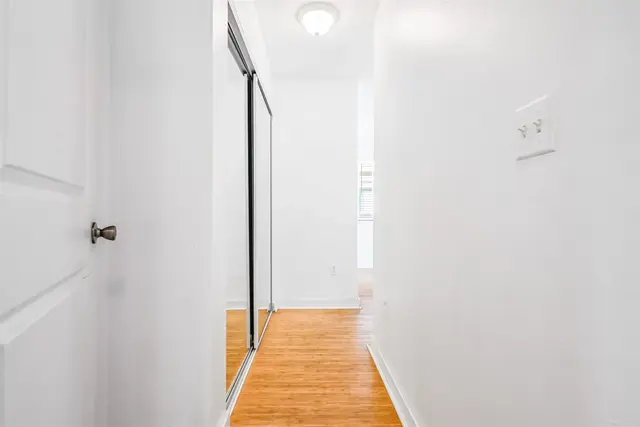 Listing Image for 17 Jillian Ln 521 24 of 33