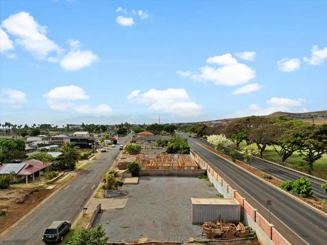 Listing Image for 418 Waine'e St 3 of 24