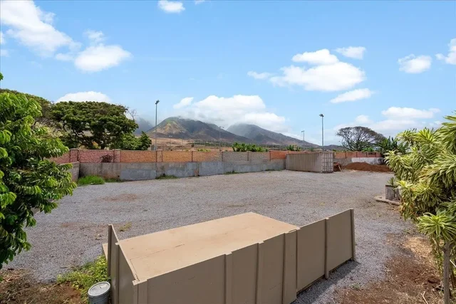 Listing Image for 418 Waine'e St 7 of 24