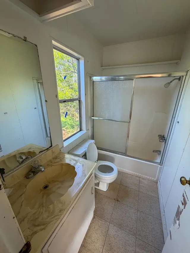 Listing Image for 270 Ala Malama Ave 10 of 15