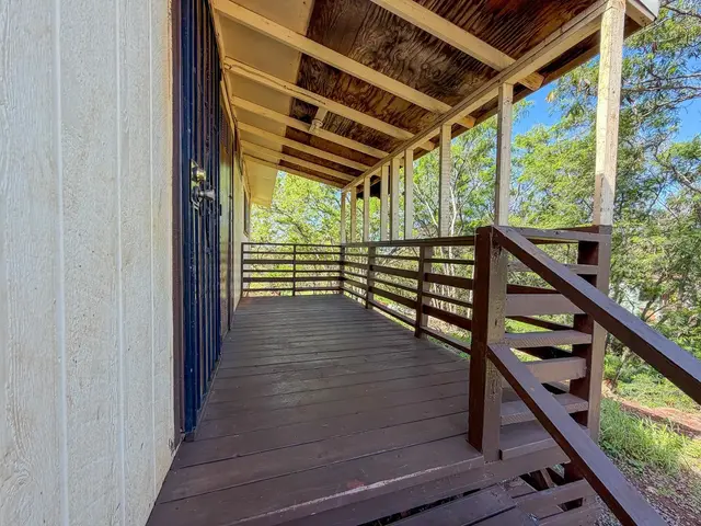 Listing Image for 270 Ala Malama Ave 11 of 15