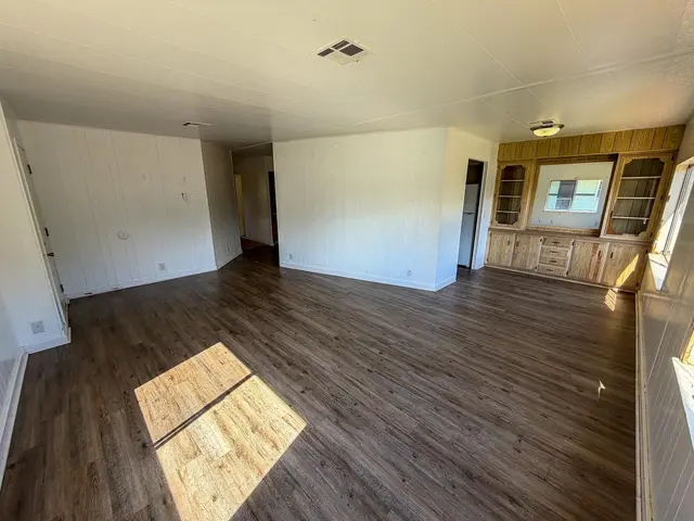 Listing Image for 270 Ala Malama Ave 5 of 15