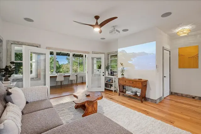 Listing Image for 1205 W Kuiaha Rd 2 4 of 46