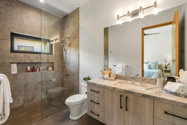 Listing Image for 179 Lolowaa Pl 2 36 of 50