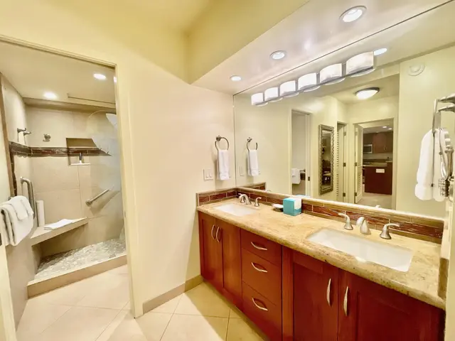 Listing Image for 2481 Kaanapali Pkwy 220 L 6 of 26