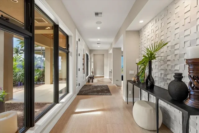 Listing Image for 24 Anapuni Loop 2 9 of 50