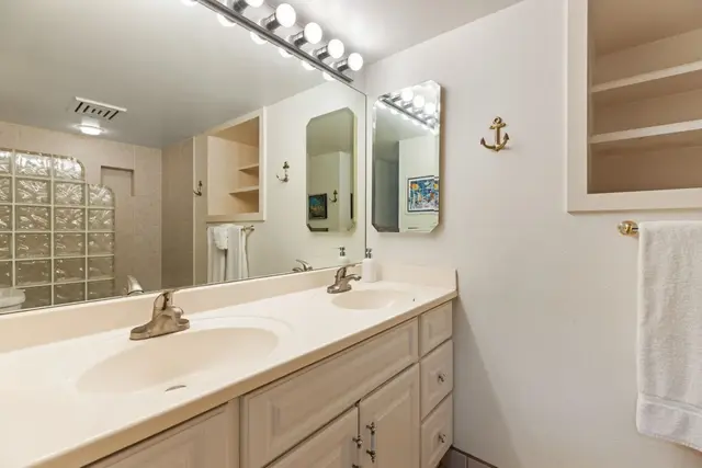 Listing Image for 2695 S Kihei Rd 8-409 11 of 49
