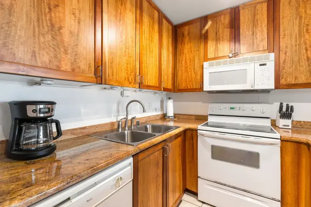 Listing Image for 2695 S Kihei Rd 8-409 20 of 49