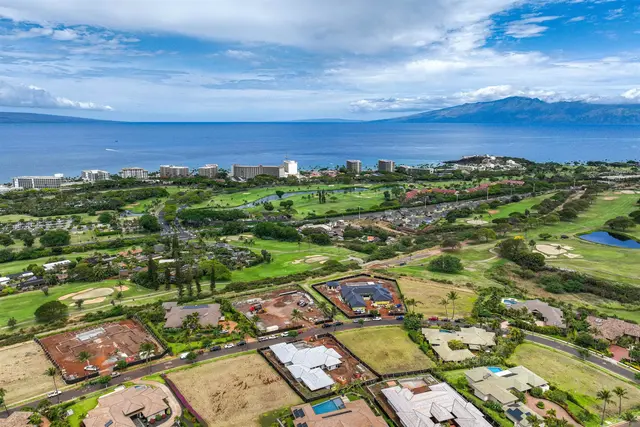 Listing Image for 167 Anapuni Loop 26 13 of 27