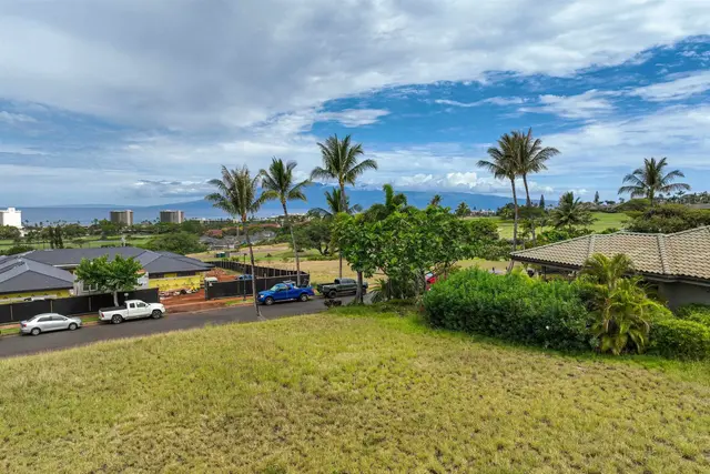 Listing Image for 167 Anapuni Loop 26 18 of 27