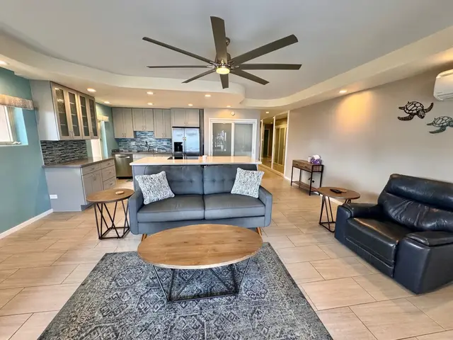 Listing Image for 4007 Lower Honoapiilani Rd 212 22 of 48