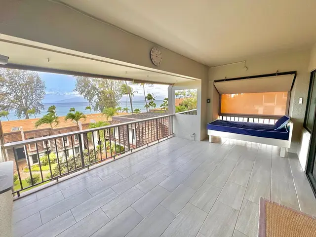 Listing Image for 4007 Lower Honoapiilani Rd 212 24 of 48