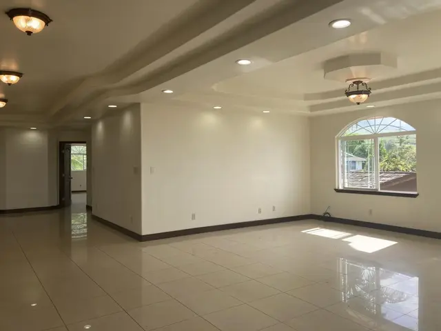 Listing Image for 815 S Niheu Pl 6 of 26