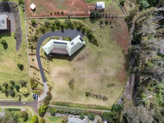 Listing Image for 61 Naniuka Pl 2 of 40