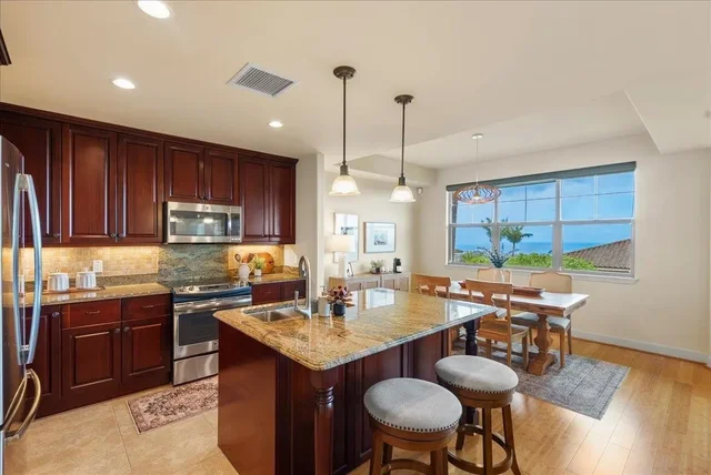 Listing Image for 43 Pohina St 1602 4 of 42