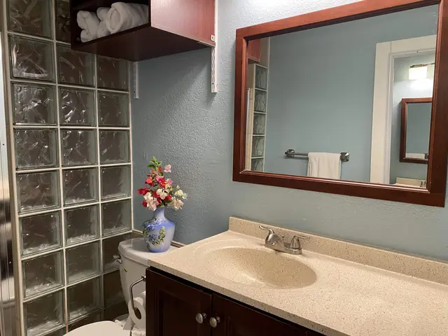 Listing Image for 1299 Uluniu Rd C-108 4 of 10