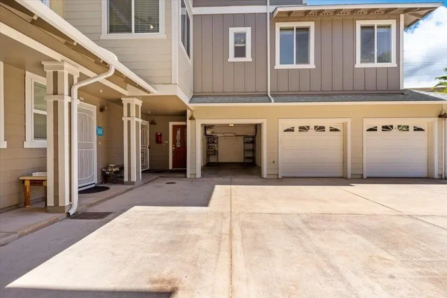 Listing Image for 15 E Kuu Aku Ln 101 31 of 35