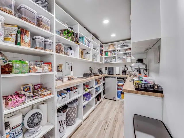 Listing Image for 36 Waikalani Pl 31 of 50