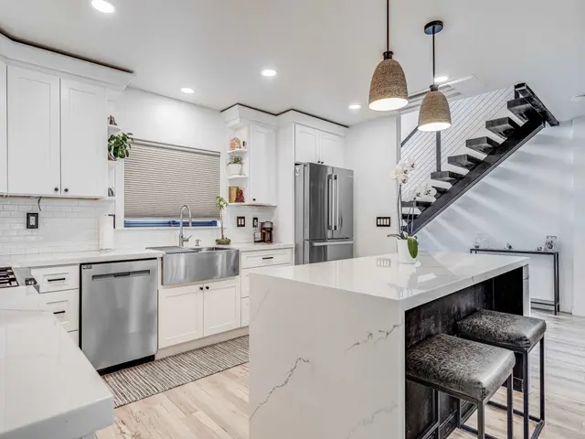 Listing Image for 36 Waikalani Pl 32 of 50