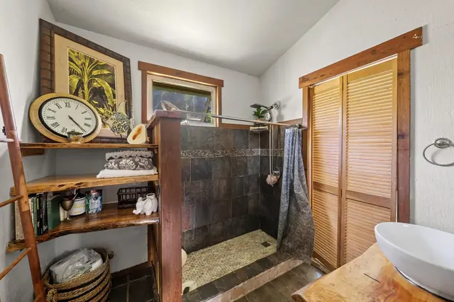 Listing Image for 7953 Hana Hwy 15 of 46