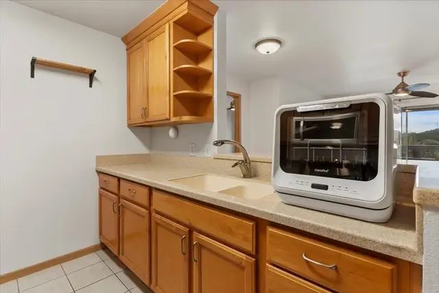 Listing Image for 3 Koiula Ln 134 17 of 30