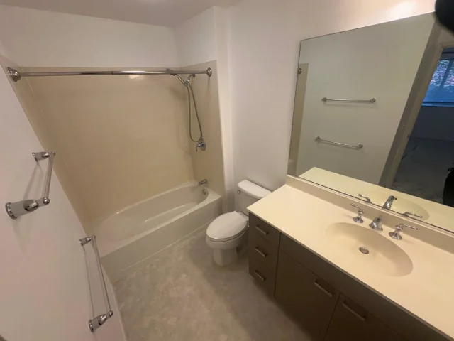 Listing Image for 60 Kihalani St 1004 10 of 19