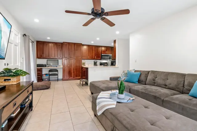 Listing Image for 140 Uwapo Rd 46-103 10 of 33