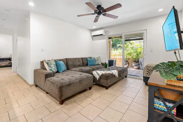Listing Image for 140 Uwapo Rd 46-103 8 of 33