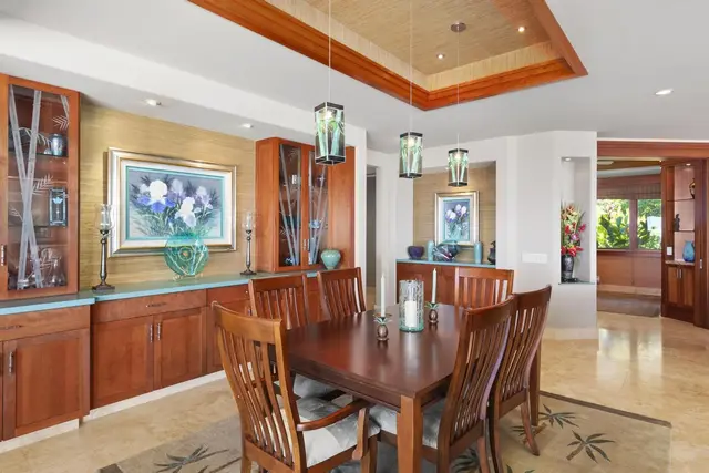 Listing Image for 33 E Mahi Pua Pl 11 of 46