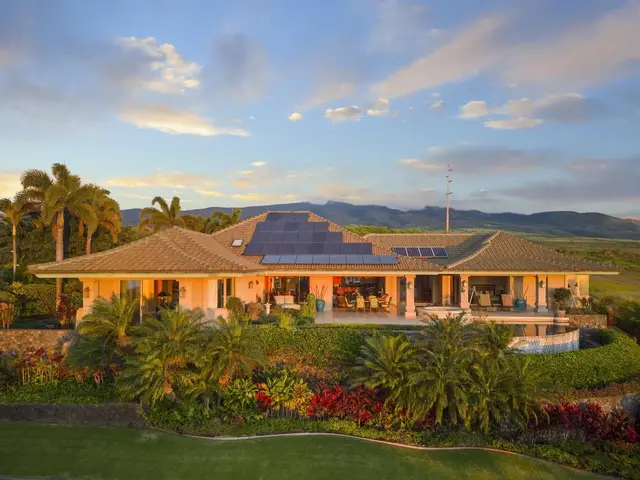 Listing Image for 33 E Mahi Pua Pl 42 of 46