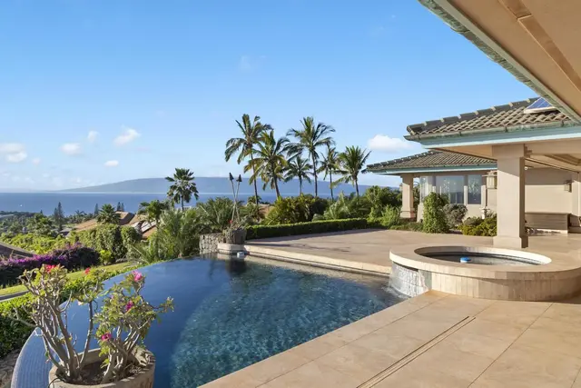 Listing Image for 33 E Mahi Pua Pl 5 of 46