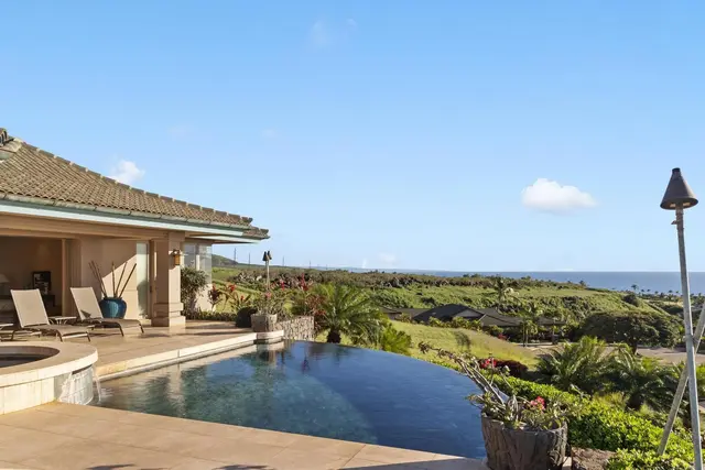 Listing Image for 33 E Mahi Pua Pl 7 of 46