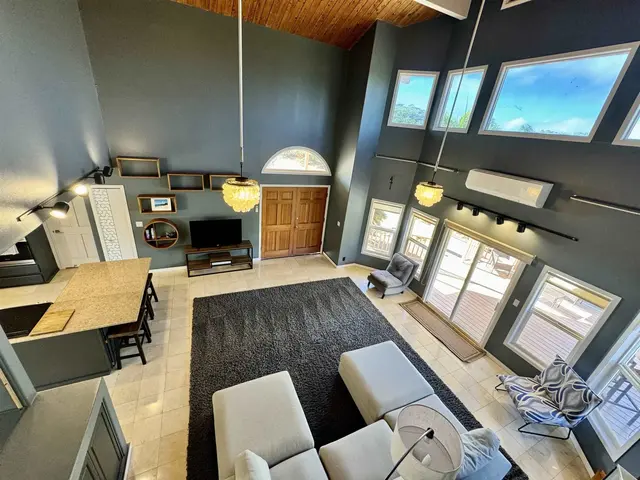 Listing Image for 126 Kaiaka Rd 21 of 49