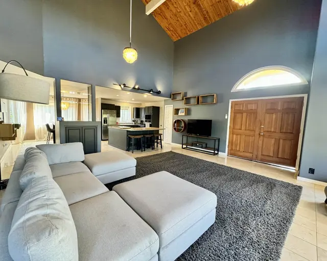 Listing Image for 126 Kaiaka Rd 4 of 49