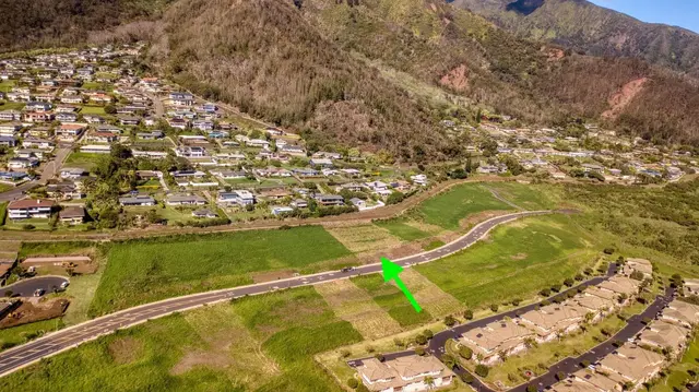 Listing Image for 577 Kauna Lipo Dr 23 of 45