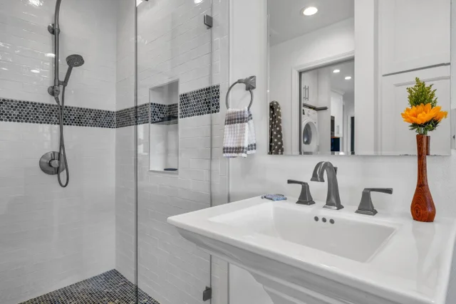 Listing Image for 4435 Lower Honoapiilani Rd 203 25 of 32