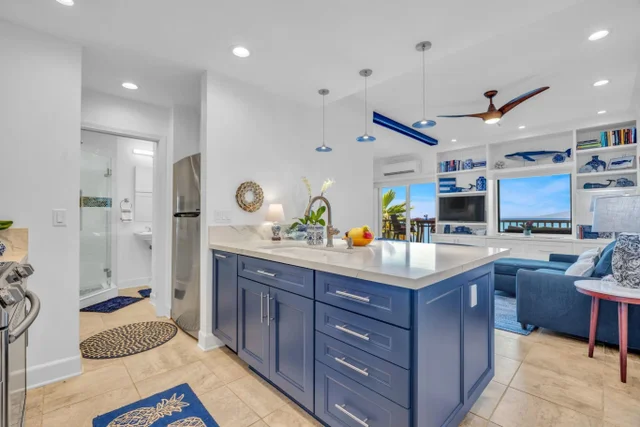 Listing Image for 4435 Lower Honoapiilani Rd 203 7 of 32