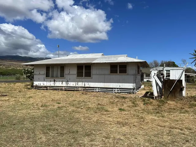Listing Image for 258 Kamehameha V Hwy 14 of 16
