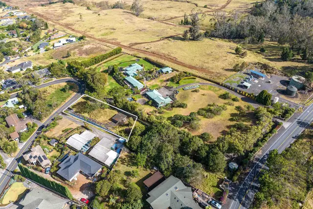 Listing Image for 1483 Lower Kimo Dr 2 of 9