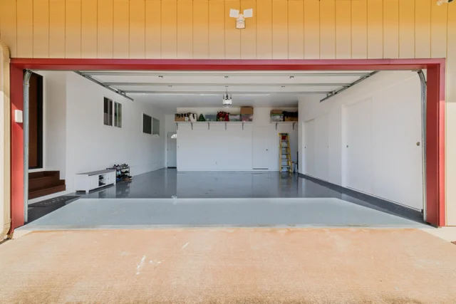 Listing Image for 2679 Kamelani Loop 27 of 50