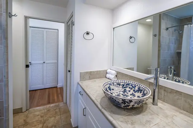 Listing Image for 100 Lio Pl K-4 5 of 14
