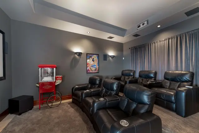 Listing Image for 185 Kalaihi Pl 29 of 46