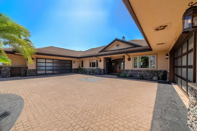 Listing Image for 185 Kalaihi Pl 6 of 46