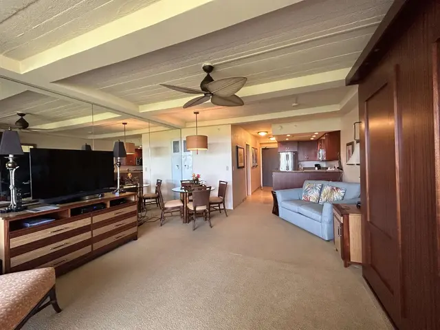 Listing Image for 2481 Kaanapali Pkwy 614 R 4 of 16