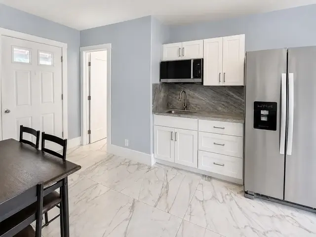Listing Image for 277 Keonekai Rd 19 of 24