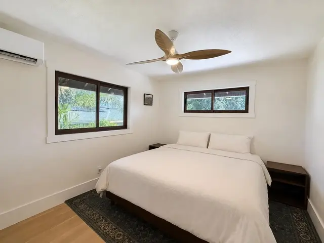 Listing Image for 277 Keonekai Rd 9 of 24