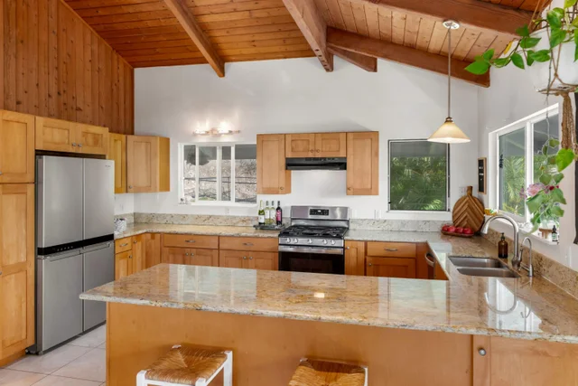 Listing Image for 216 Keoni Pl 5 of 29