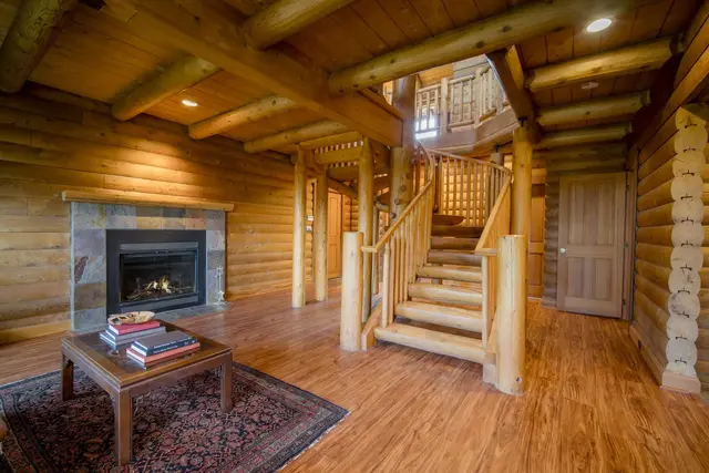 Listing Image for 25 Poko Way 16 of 50