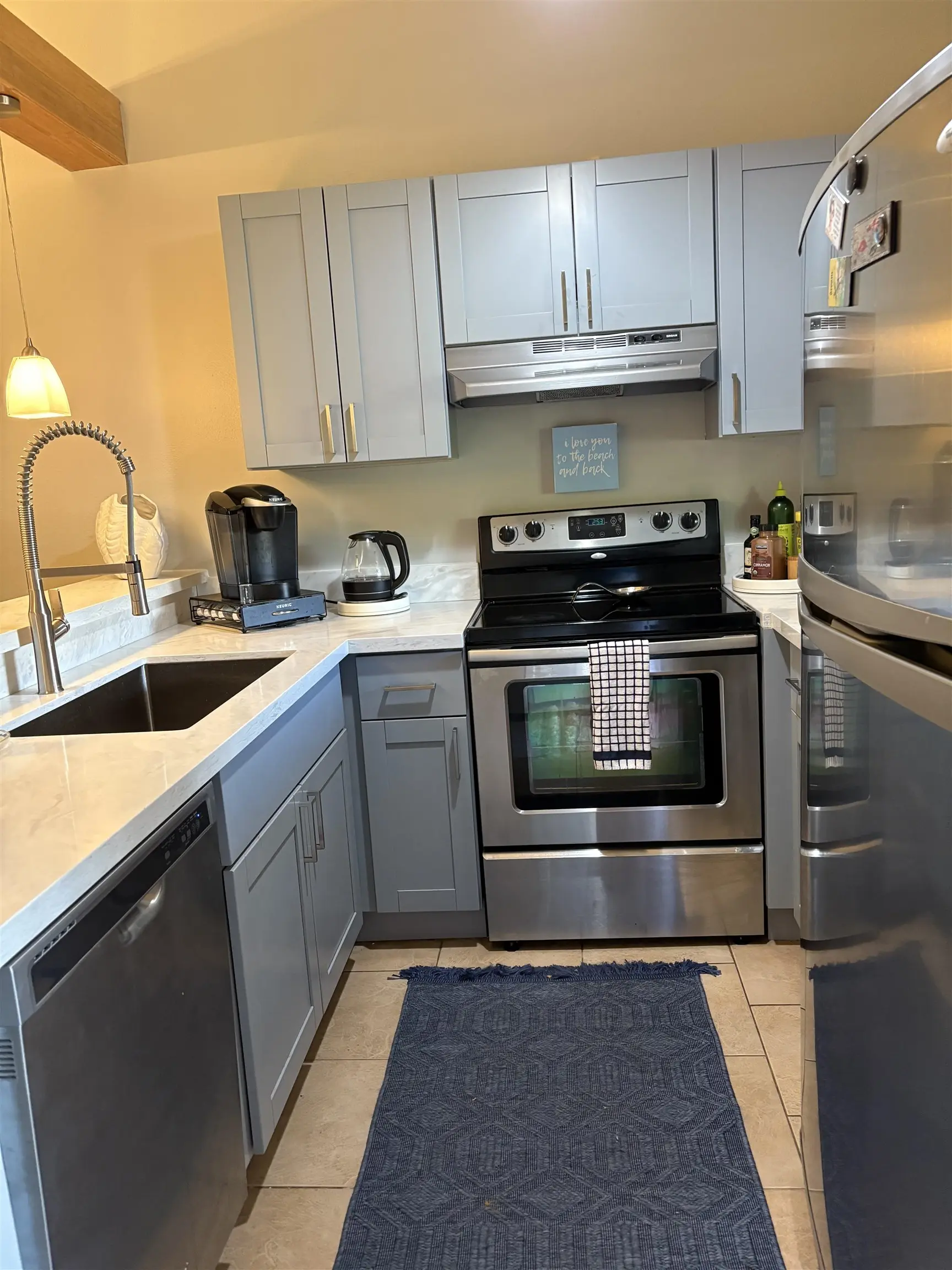 Photo of Listing #409290